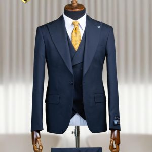 Senzo Rivolli, Designers suit