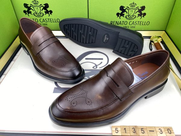 Renato Castello, XS Brown.