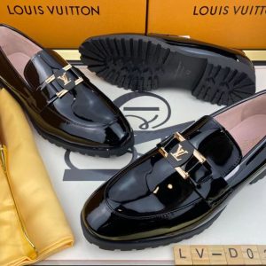 Louis Vuitton, Designer Shoes-Black