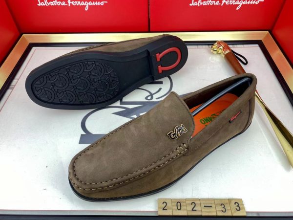 Salvatore Ferragamo, Brown