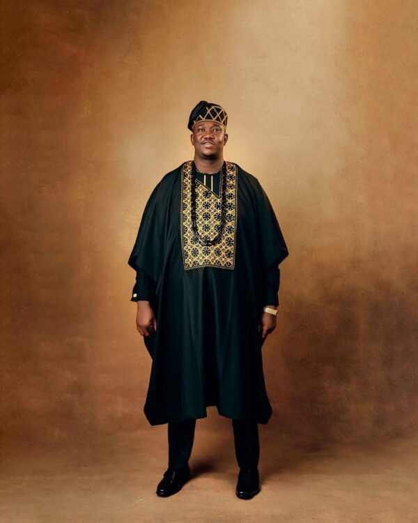 Black Agbada styles