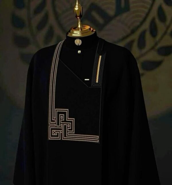 Latest Black Agbada For Guys