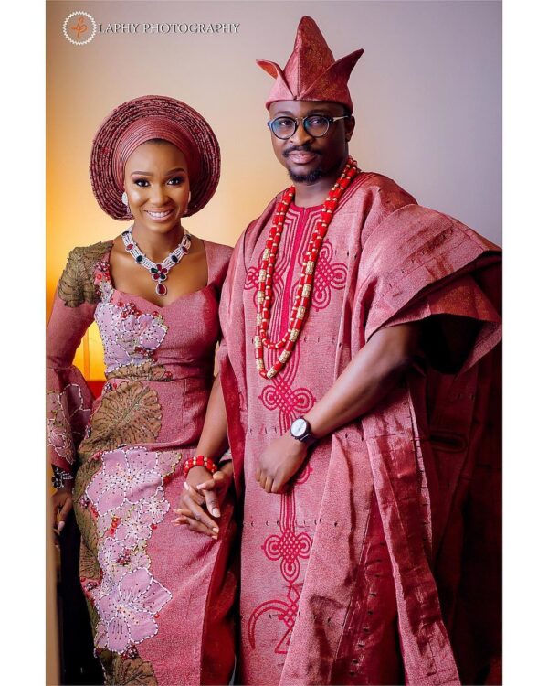 Biege Agbada Traditonal Wedding Dress for Couple